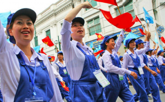 Quyết định của Bộ Chính trị về đổi mới tổ chức và hoạt động của Công đoàn Việt Nam trong tình hình mới