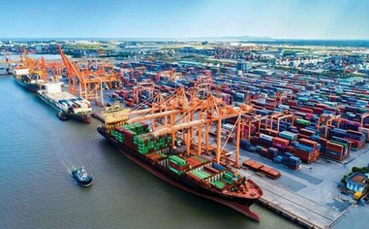 Huy động nguồn lực ngoài ngân sách phát triển cảng biển trong 10 năm tới