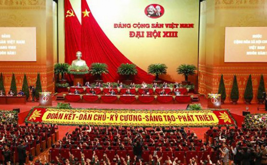 Thực hành dân chủ gắn với tăng cường kỷ luật kỷ cương của Đảng