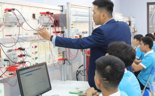 Cơ cấu viên chức, định mức số lượng người làm việc trong cơ sở giáo dục nghề nghiệp