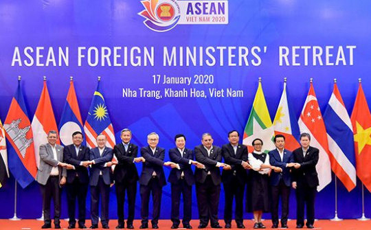 Pháp luật về khai thác thương mại đối với sáng chế của doanh nghiệp Việt Nam trong bối cảnh hội nhập quốc tế