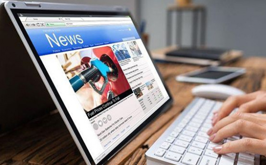 Quản lý, cung cấp, sử dụng dịch vụ internet và thông tin trên mạng