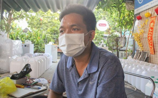 Chuyện về "chiến sĩ" chống dịch Covid-19 nơi phố biển