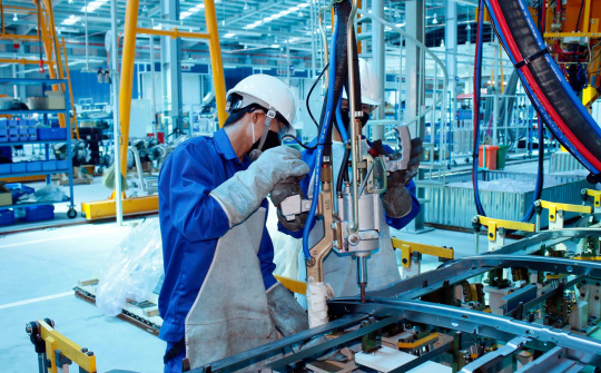 Nhiều chính sách áp dụng đối với cán bộ, công chức, viên chức, người lao động bắt đầu có hiệu lực từ tháng 8-2021.