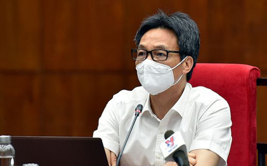 Thiết lập hệ thống giám sát y tế cộng đồng, tổ chức đón người dân về từ vùng dịch