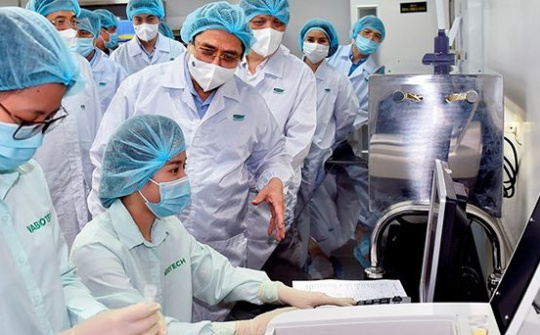 Để chủ động về vaccine thì cần phải sản xuất được vaccine trong nước