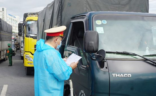 Không kiểm tra tại các chốt kiểm soát dịch đối với phương tiện có giấy nhận diện có QR Code