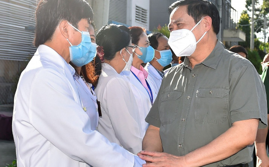 Chính phủ chia sẻ, thấu hiểu và kịp thời hỗ trợ nhân dân trong thời khắc khó khăn nhất để chống dịch