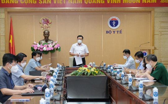Hội nghị trực tuyến về tiến độ triển khai Chiến dịch tiêm chủng vaccine phòng COVID-19 toàn quốc