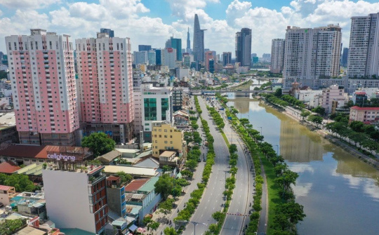 Dồn toàn lực khống chế dịch bệnh, quyết tâm sớm đưa TPHCM trở lại trạng thái bình thường mới