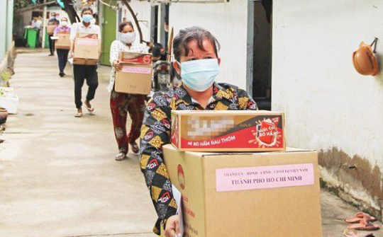 TPHCM hỗ trợ toàn bộ 2,5 triệu người dân gặp khó khăn, cán bộ sẽ mang tiền tới tận nhà