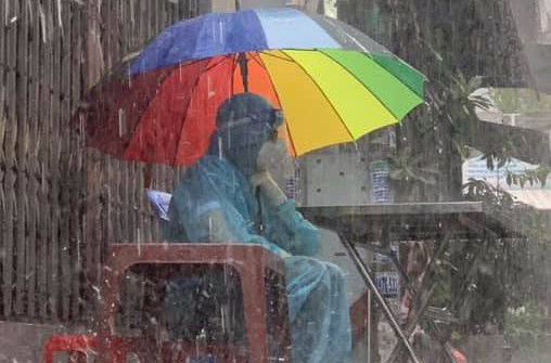 Xung phong ra tuyến đầu chống dịch