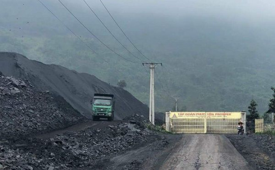 Khởi tố 12 bị can khai thác, mua bán hàng triệu tấn than lậu