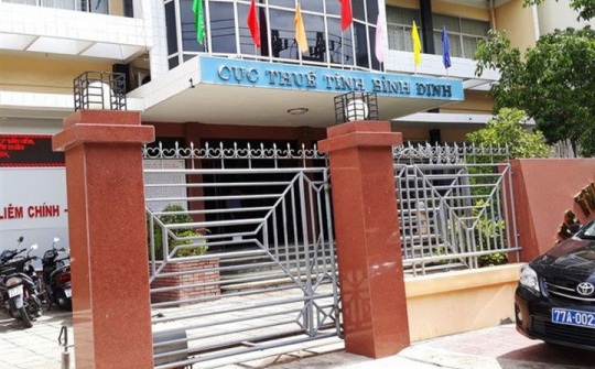 Chơi Golf trong thời gian giãn cách, tạm đình chỉ công tác một Phó cục trưởng