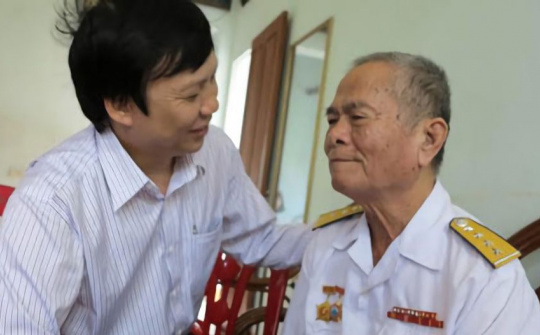 Người về từ trận đánh tàu Maddox