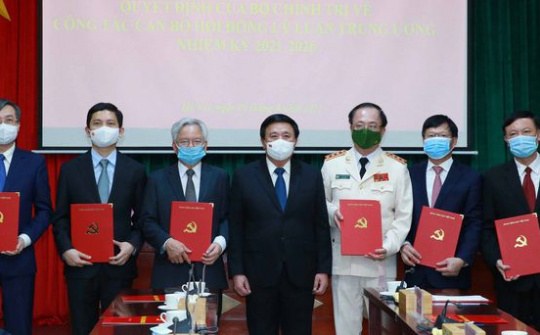 Công bố Quyết định của Bộ Chính trị về công tác cán bộ của Hội đồng Lý luận Trung ương nhiệm kỳ 2021-2026