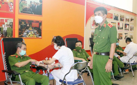 Cục Cảnh sát điều tra tội phạm về tham nhũng, kinh tế, buôn lậu tổ chức Hiến máu tình nguyện
