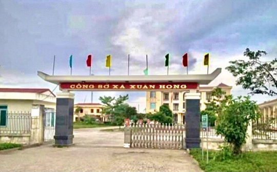 Thanh Hóa: Tạm đình chỉ công tác Chủ tịch UBND xã do lơ là trong phòng chống dịch Covid-19