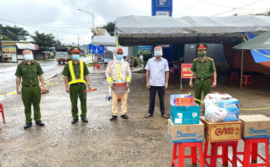 Phòng Cảnh sát thi hành án hình sự và hỗ trợ tư pháp Công an Đắk Nông chung sức, đồng lòng phòng, chống dịch Covid-19