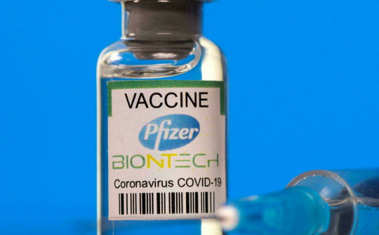 Chính phủ mua bổ sung gần 20 triệu liều vaccine Pfizer