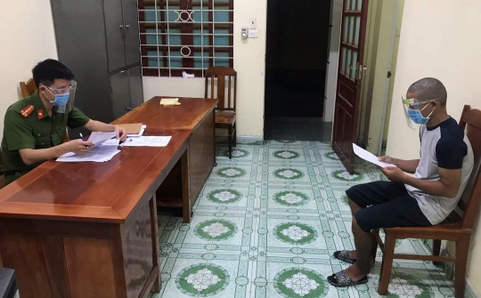 Khởi tố, bắt tạm giam đối tượng “Chống người thi hành công vụ” tại chốt kiểm dịch Covid 19