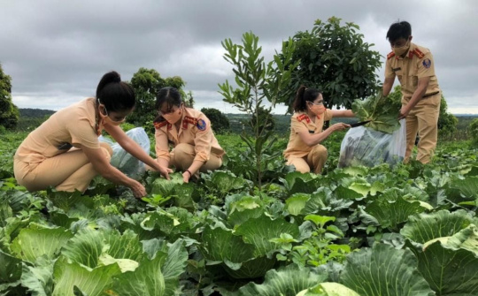 Quân và dân vùng tâm dịch gửi thư cảm ơn Công an Đắk Nông  