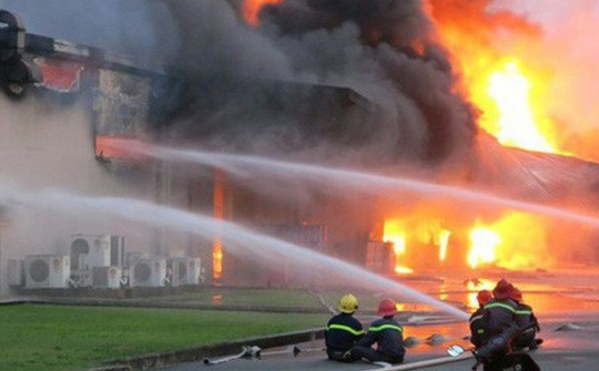 Bảo đảm an ninh trật tự, phòng chống cháy nổ và xử lý vi phạm trong phòng, chống dịch COVID-19