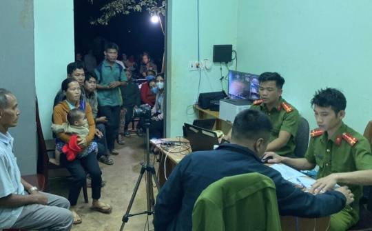 Công an Đắk Nông đẩy mạnh việc cấp tài khoản định danh điện tử cho người dân