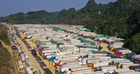 Xử lý nghiêm các hành vi lợi dụng tình trạng ùn tắc hàng hoá để vi phạm pháp luật