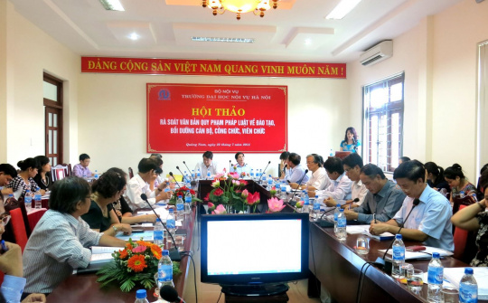 Hoàn thiện pháp luật về đào tạo, bồi dưỡng công chức ở Việt Nam