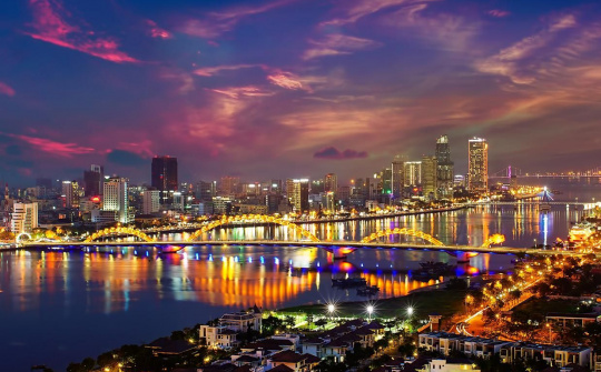 Tổ chức chính quyền địa phương ở các đô thị Việt Nam: cần thay cơ chế đặc thù bằng luật