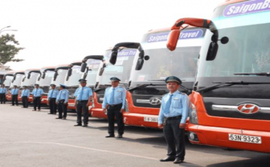 Từ 1/7/2023, xe ô tô kinh doanh vận tải phải lắp camera hành trình