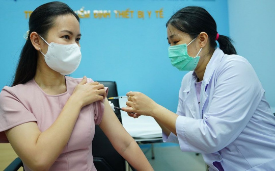Tăng cường công tác tiêm vaccine phòng COVID-19