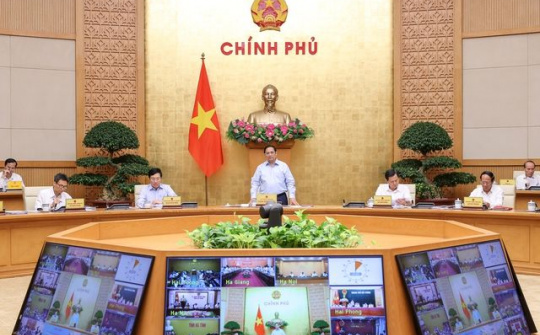 Tăng trưởng GDP đạt mức ấn tượng, kinh tế đang phục hồi toàn diện