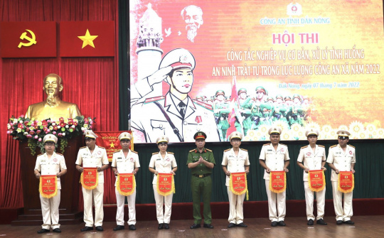 Hội thi công tác nghiệp vụ cơ bản và xử lý tình huống ANTT tại Công an xã ở Đắk Nông