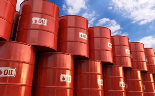 Giảm 10% thuế nhập khẩu ưu đãi mặt hàng xăng