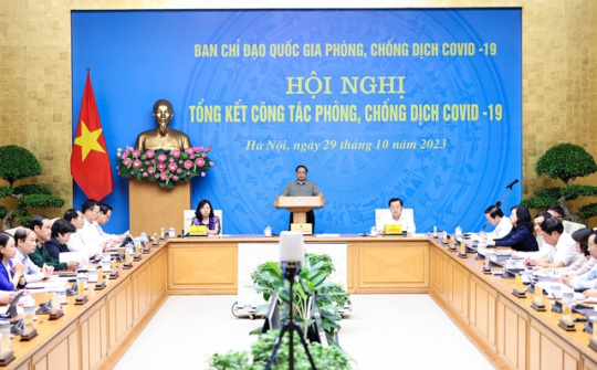 Việt Nam trở thành một trong những nước "đi sau nhưng về trước" về phòng chống dịch
