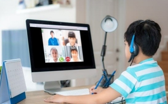 Dừng chính sách tín dụng với HSSV hoàn cảnh khó khăn để mua máy tính học trực tuyến