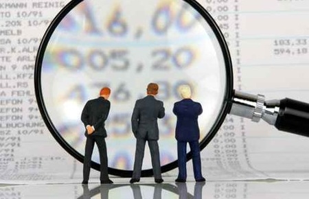 Lựa chọn những vấn đề mang tính thời sự, cấp bách, có tính chiến lược để thực hiện giám sát có trọng tâm, trọng điểm