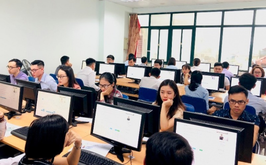 Tiếp tục cải cách mạnh mẽ các quy định về nâng ngạch công chức, thăng hạng viên chức