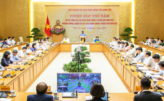 Thủ tướng: Đẩy mạnh cải cách, tạo điều kiện thuận lợi trong giải quyết thủ tục hành chính
