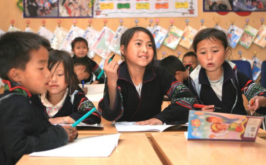 Xây dựng Đề án hỗ trợ giáo dục học tập theo vòng đời cho học sinh dân tộc thiểu số