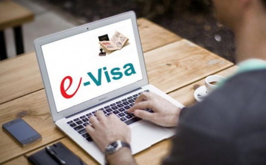 Gỡ vướng về cấp visa điện tử, chứng nhận tạm trú