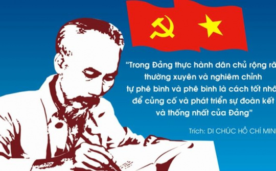 Một số ý kiến về xây dựng chuẩn mực đạo đức cách mạng của cán bộ, đảng viên