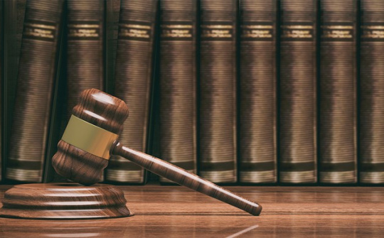 Một số kiến nghị hoàn thiện quy định của Luật tố tụng hành chính năm 2015 về cơ quan tiến hành tố tụng, người tiến hành tố tụng, người tham gia tố tụng