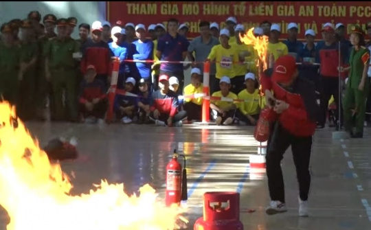 Nam Định: Hội thao nghiệp vụ chữa cháy và CNCH đối với Tổ liên gia an toàn PCCC năm 2023