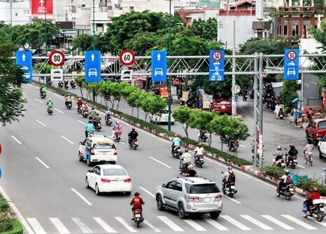 Cải tạo ngay các điểm đen, đường tránh nạn, hộ lan, biển cảnh báo, chỉ dẫn
