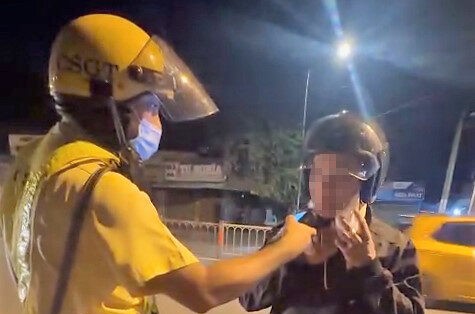 CSGT TP Hồ Chí Minh kiểm tra nồng độ cồn, xử lý vi phạm: Không có vùng cấm, không ngoại lệ