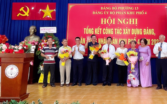 Quận Bình Thạnh: Đảng bộ Bộ phận Khu phố 4, Phường 13 tổng kết công tác Đảng năm 2023
