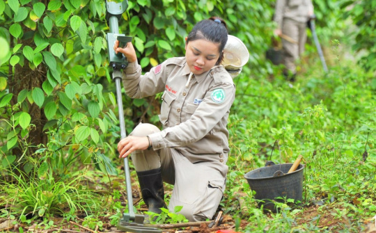 Nâng chế độ bồi dưỡng với người trực tiếp khảo sát, rà phá bom, mìn